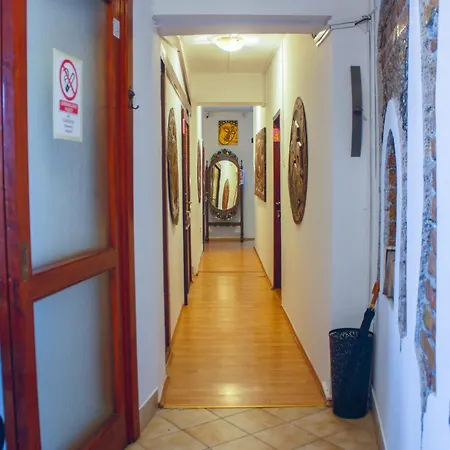 Pink Houdini Home Sarajevo Exterior photo