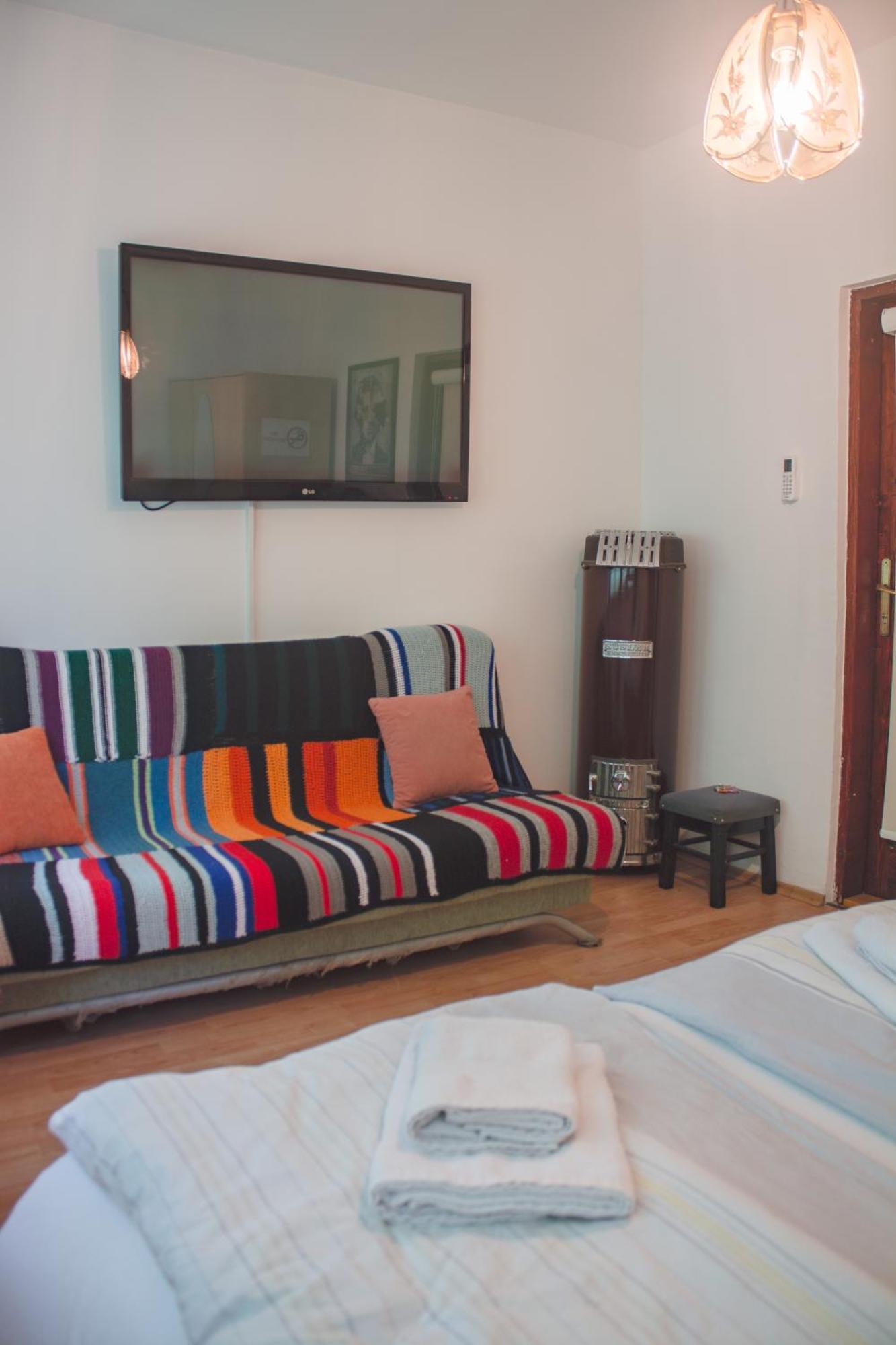 Apartment Pink Houdini Sarajevo
